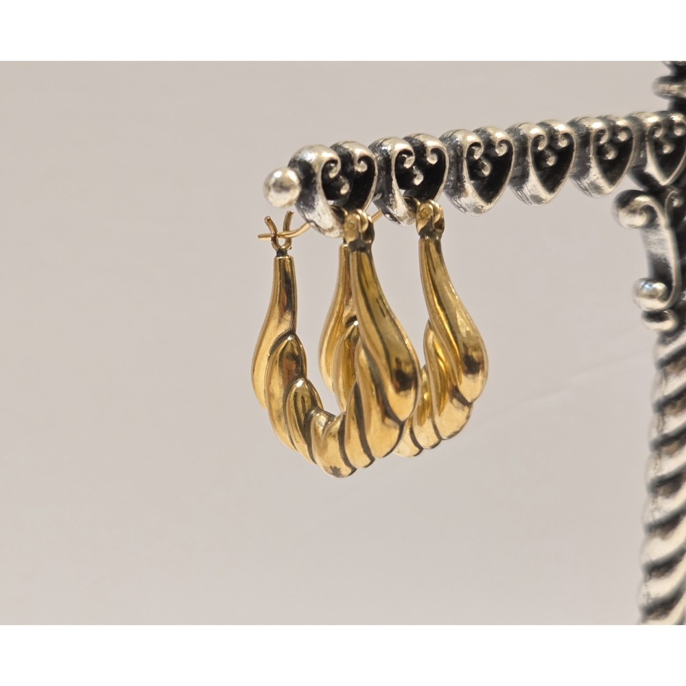 1990s Vintage 10k Yellow Gold Scalloped U-Shaped Knocker Hoop Earrings